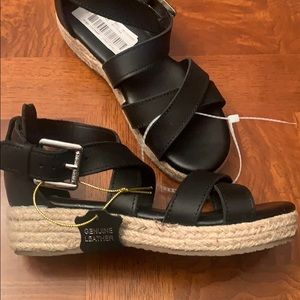 NWT-Girls Michael Kors Margie Raina Leather Sandal